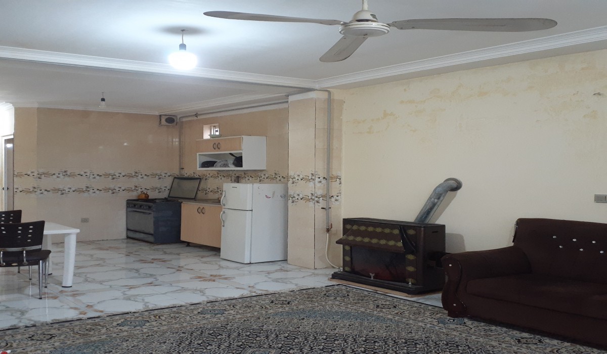 پذیرایی یک خوابه نخست وزیری بابلسر