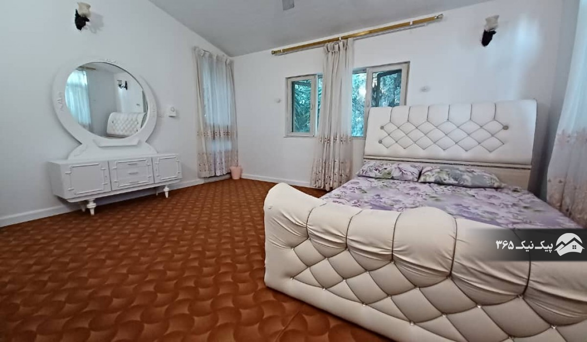 اتاق خواب بهاری ویلا زیبای دریاکنار